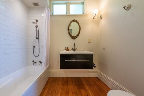 Photo of property in 74 Mortimer Terrace, Brooklyn, Wellington, 6021