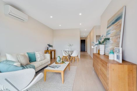 Photo of property in 2 Juniper Drive, Rosehill, Papakura, 2113