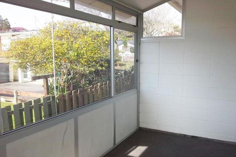Photo of property in 95 Pendarves Street, New Plymouth, 4310