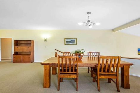 Photo of property in 44 Rhinevale Close, Henderson, Auckland, 0612