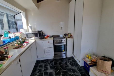 Photo of property in 1/69 Trias Road, Totara Vale, Auckland, 0629