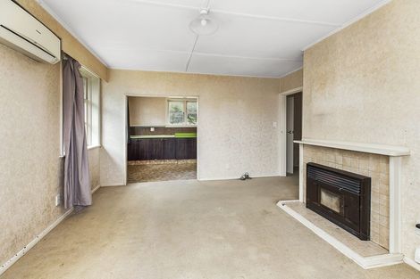 Photo of property in 52 Mungavin Avenue, Ranui, Porirua, 5024