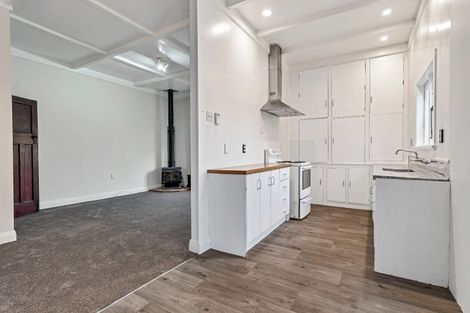 Photo of property in 30 Linwood Avenue, Mount Albert, Auckland, 1025