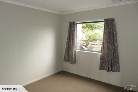 Photo of property in 2 Beazley Avenue, Paparangi, Wellington, 6037