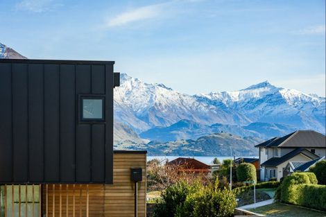 Photo of property in 251 Aubrey Road, Wanaka, 9305