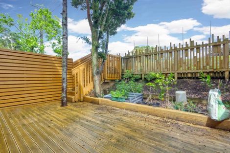 Photo of property in 3/147 Albany Highway, Unsworth Heights, Auckland, 0632