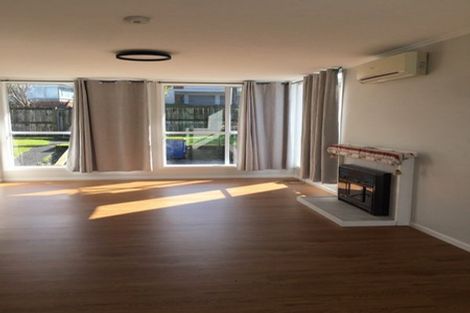 Photo of property in 1/22 Edgeworth Road, Glenfield, Auckland, 0629