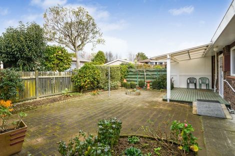 Photo of property in 1 Wharite Place, Awapuni, Palmerston North, 4412