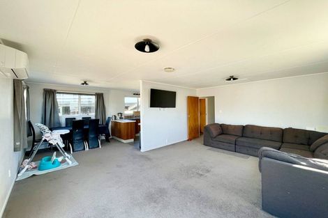 Photo of property in 10 Wicklow Place, Bell Block, New Plymouth, 4312