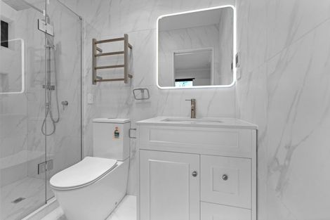 Photo of property in 8 Gardiner Grove, Mangere East, Auckland, 2024