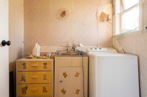 Photo of property in 76 Mckillop Street, Ranui, Porirua, 5024