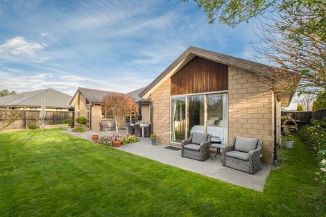 Photo of property in 4 Loeb Place, Rolleston, 7614