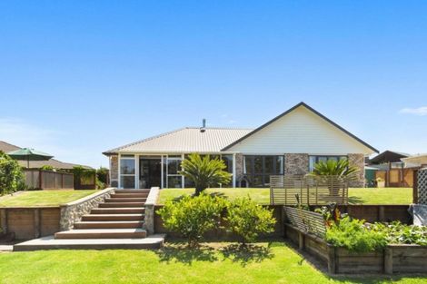 Photo of property in 7 Olive Close, Omokoroa, 3114