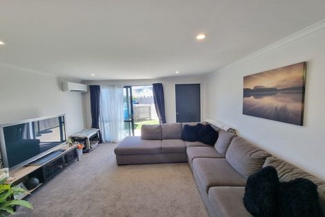 Photo of property in 40 Bellbird Street, Papakura, 2110
