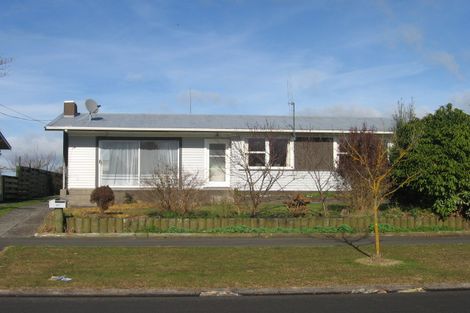 Photo of property in 37 Yvonne Street, Melville, Hamilton, 3206