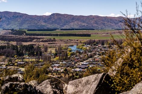 Photo of property in 69 Kanuka Rise, Albert Town, Wanaka, 9305