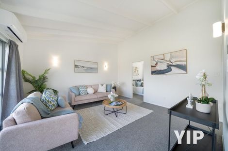 Photo of property in 29a Chetwode Grove, Newlands, Wellington, 6037