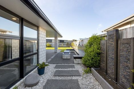 Photo of property in 18 Teatree Close, Huntington, Hamilton, 3210