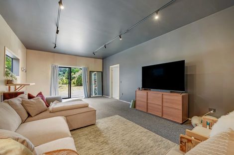 Photo of property in 337 Old Coach Road, Upper Moutere, 7173
