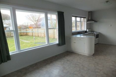 Photo of property in 120 Hamilton Avenue, Ilam, Christchurch, 8041