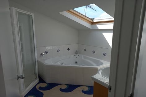 Photo of property in 45a Wroxton Terrace, Merivale, Christchurch, 8014