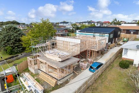 Photo of property in 49c Vera Road, Te Atatu South, Auckland, 0610