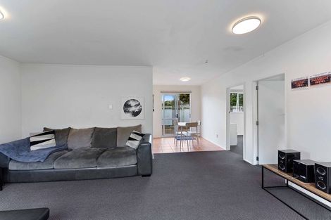 Photo of property in 16 Eruini Street, Waikanae Beach, Waikanae, 5036