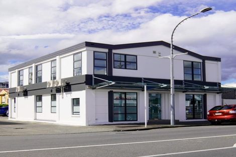 Photo of property in 1/2a Gibbons Street, Upper Hutt, 5018