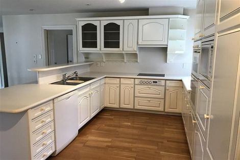 Photo of property in 14 Amreins Road, Waitakere, Henderson, 0782