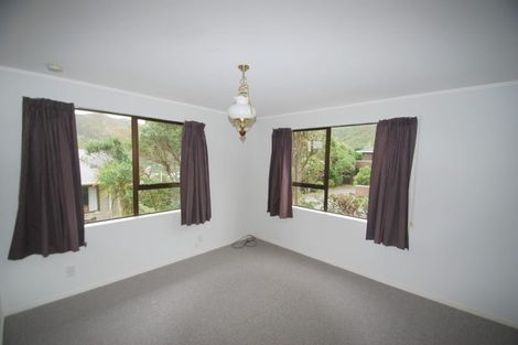 Photo of property in 38 Gaya Grove, Ngaio, Wellington, 6035