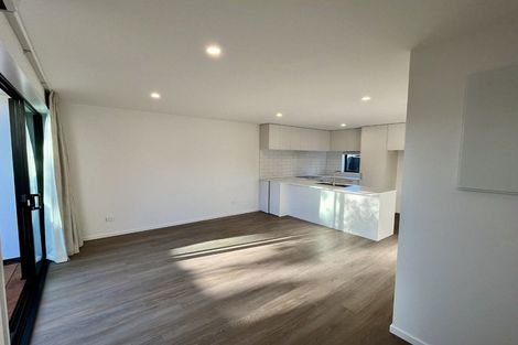 Photo of property in 2/95 Linwood Avenue, Linwood, Christchurch, 8011