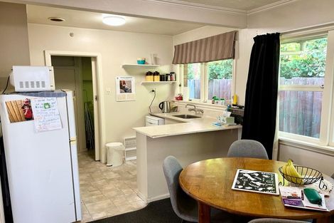 Photo of property in 2/28 Rosedale Place, Avonhead, Christchurch, 8042