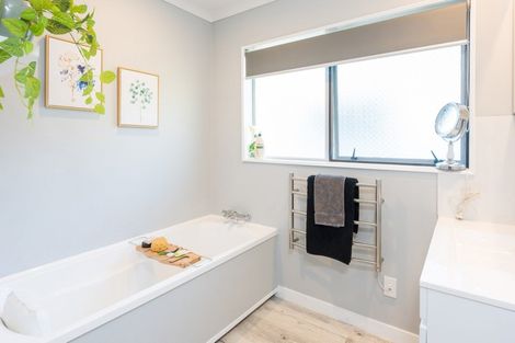 Photo of property in 5613 Kenepuru Road, Waitaria Bay, Picton, 7282