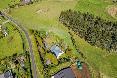 Photo of property in 150 Ackworth Road, Lepperton, New Plymouth, 4373