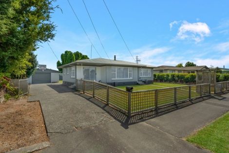 Photo of property in 11 Hendon Road, Fairview Downs, Hamilton, 3214