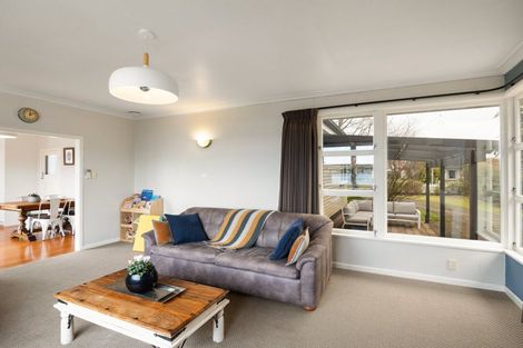 Photo of property in 4 Dover Road, St Andrews, Hamilton, 3200