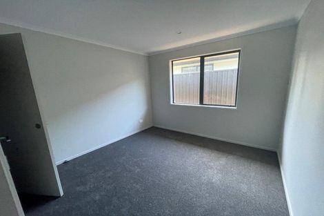 Photo of property in 11 Godwit Lane, Welcome Bay, Tauranga, 3112