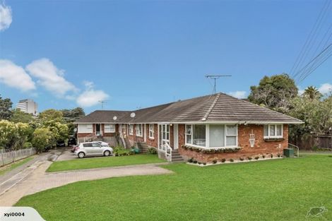 Photo of property in 2/10 Nile Road, Milford, Auckland, 0620