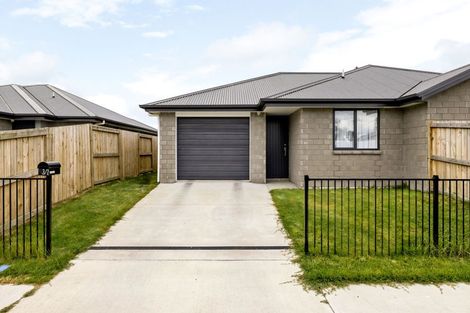 Photo of property in 3/2 Masefield Drive, Enderley, Hamilton, 3214