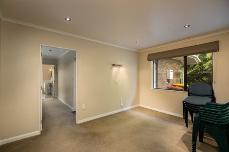 Photo of property in 10c Kinross Drive, Merrilands, New Plymouth, 4312