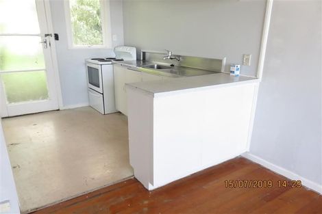 Photo of property in 382 West Coast Road, Glen Eden, Auckland, 0602