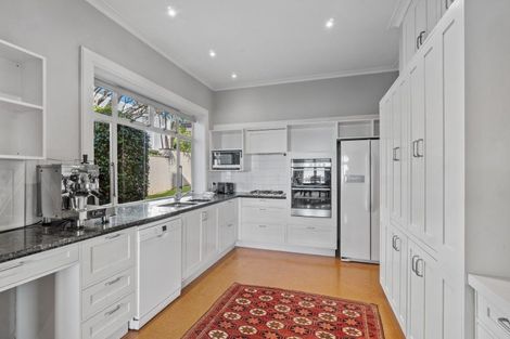 Photo of property in 82 Paritai Drive, Orakei, Auckland, 1071