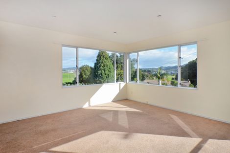 Photo of property in 8 Tanekaha Drive, Parahaki, Whangarei, 0112