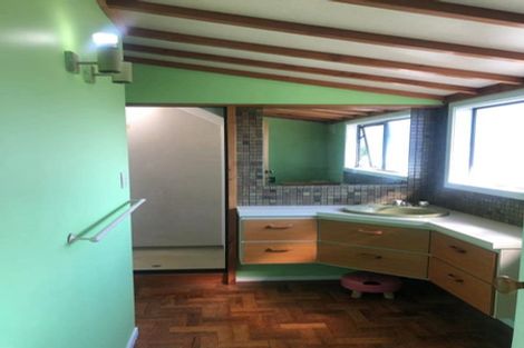 Photo of property in 7 Merriefield Avenue, Forrest Hill, Auckland, 0620