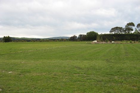 Photo of property in 17 Teviotview Place, Amberley, 7410