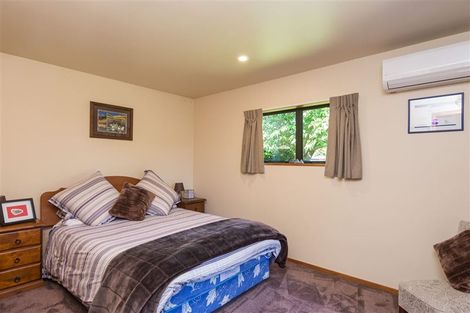 Photo of property in 8 Appleton Place, Woodend, 7610