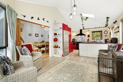 Photo of property in 52 Peterhouse Street, Tawa, Wellington, 5028