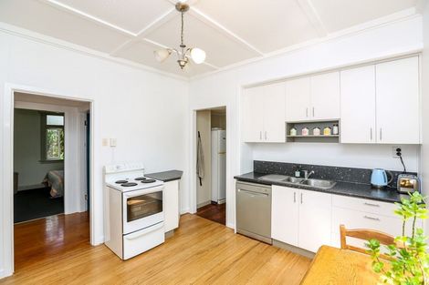 Photo of property in 234 Frankley Road, Frankleigh Park, New Plymouth, 4310