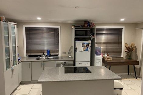 Photo of property in 17 Greenhaven Avenue, Opaheke, Papakura, 2113