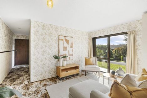Photo of property in 4 Mosman Place, Chatswood, Auckland, 0626